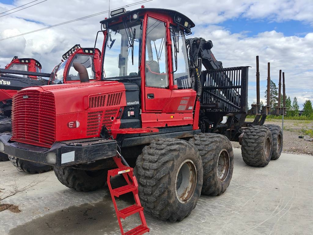 Komatsu 865 - Forwarder: picture 1 Komatsu 865 - Forwarder: picture 1