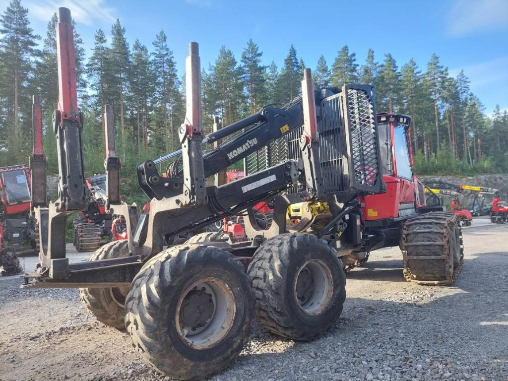 Komatsu 875 - Forwarder: picture 3 Komatsu 875 - Forwarder: picture 3