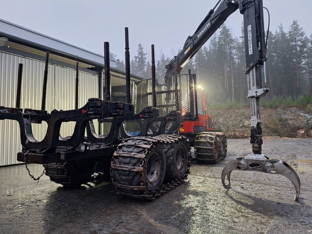 Komatsu 875 - Forwarder: picture 3 Komatsu 875 - Forwarder: picture 3