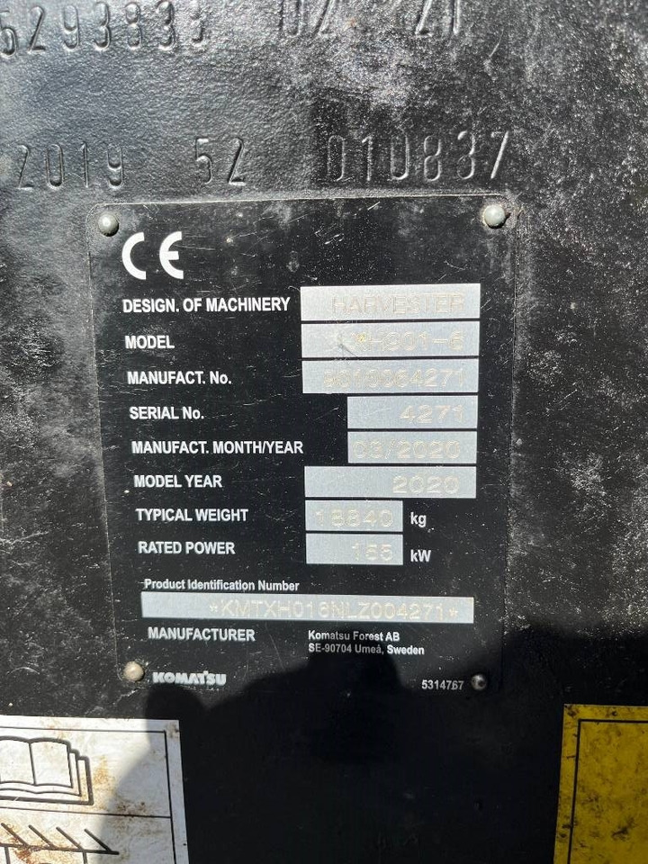 Forestry harvester Komatsu 901: picture 17