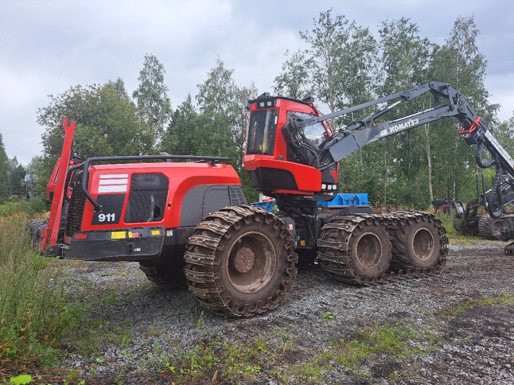 Komatsu 911 - Forestry harvester: picture 3 Komatsu 911 - Forestry harvester: picture 3