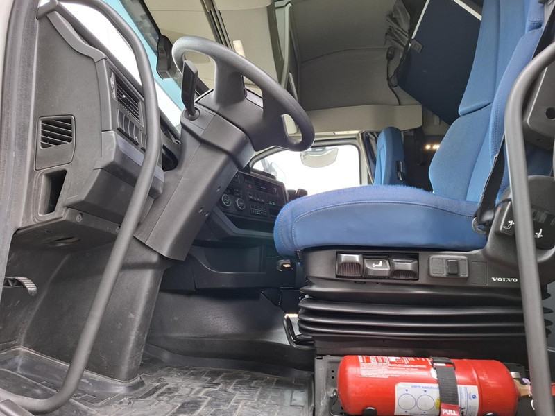 Volvo FH - Tractor unit: picture 5 Volvo FH - Tractor unit: picture 5