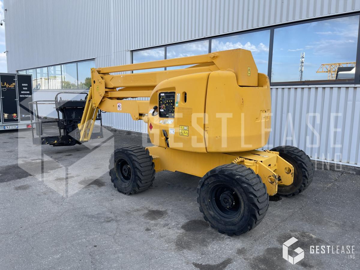 JLG 450AJ - Articulated boom lift: picture 2 JLG 450AJ - Articulated boom lift: picture 2