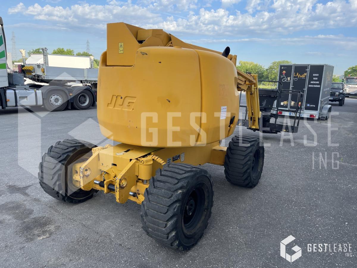JLG 450AJ - Articulated boom lift: picture 3 JLG 450AJ - Articulated boom lift: picture 3