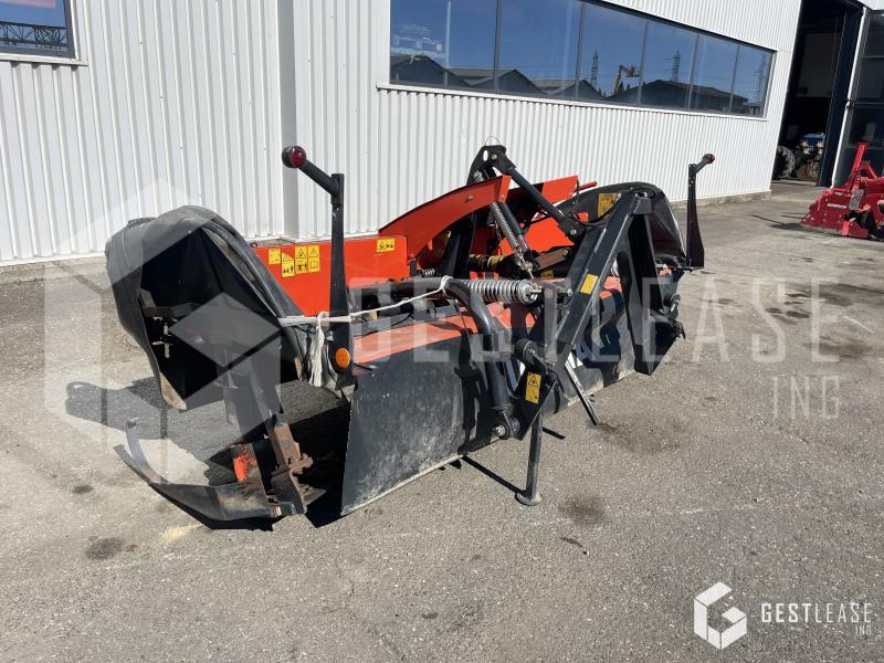 Kubota DM4032 - Mower: picture 2 Kubota DM4032 - Mower: picture 2