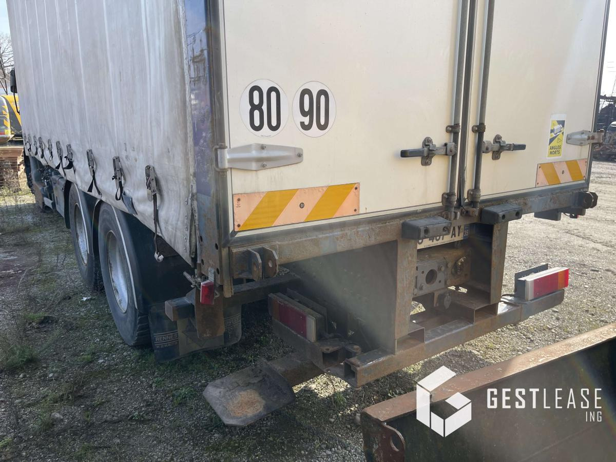 Renault Premium 320 DCI - Curtain side truck: picture 4 Renault Premium 320 DCI - Curtain side truck: picture 4