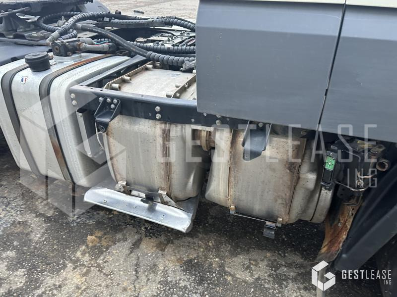 Tractor unit DAF XF 510 FT: picture 9