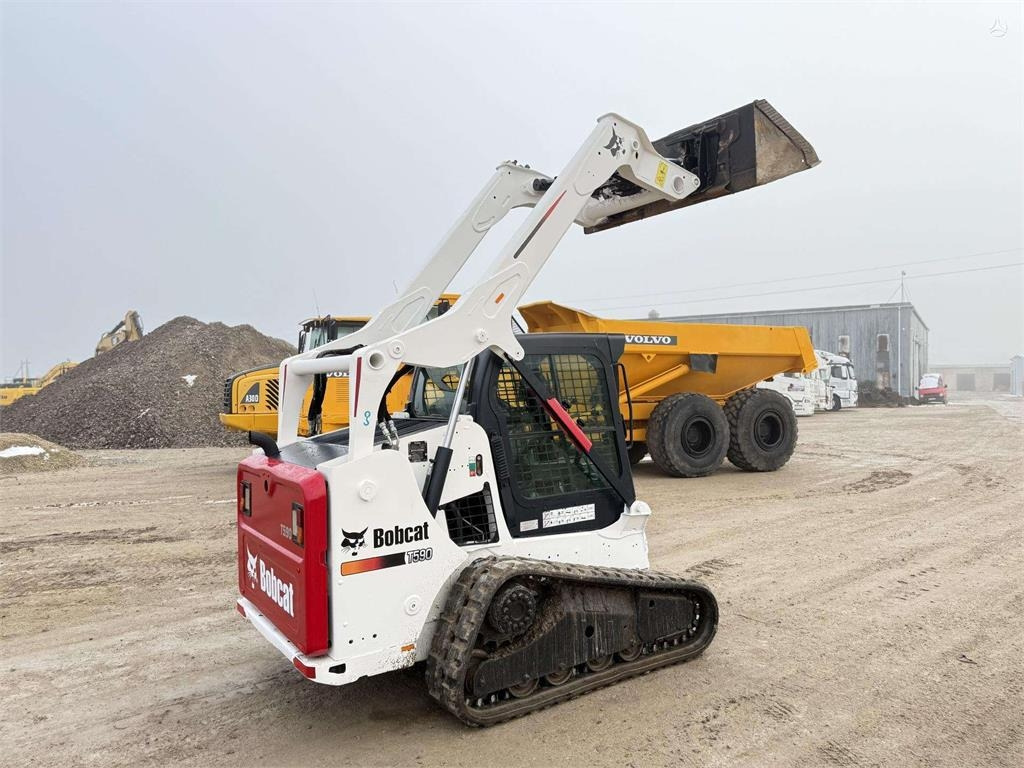 Bobcat T590 AirCondition , CE&EPA - Compact track loader: picture 5 Bobcat T590 AirCondition , CE&EPA - Compact track loader: picture 5
