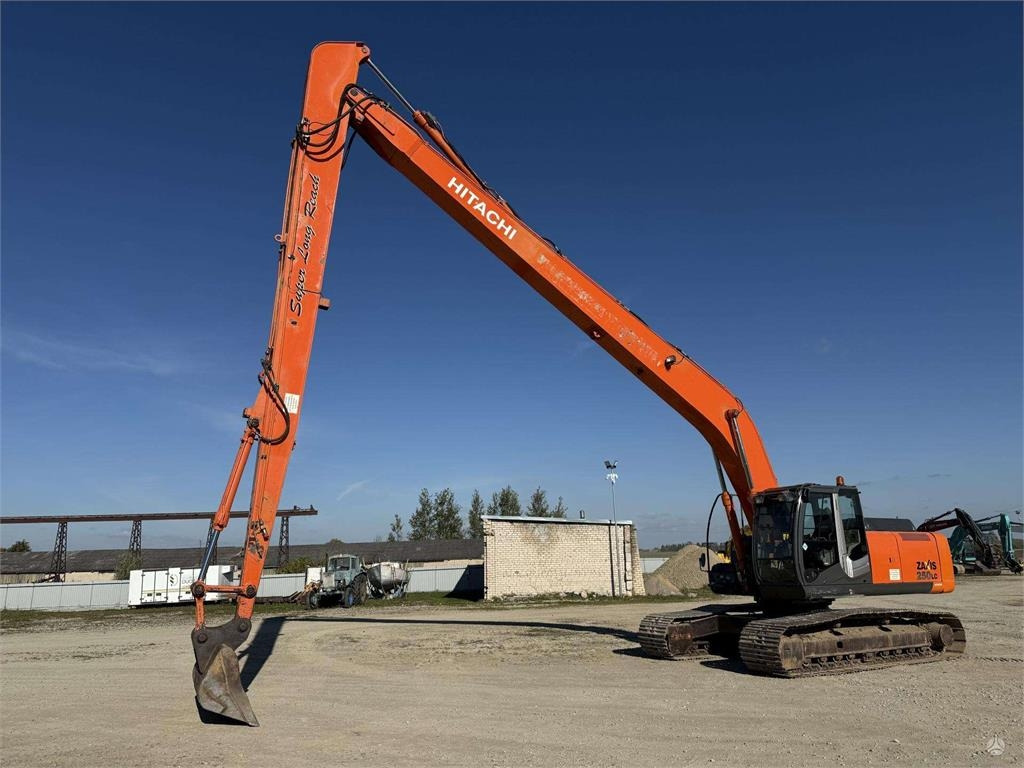Hitachi ZX 250 LC-3 , 21 M , 800 mm - Crawler excavator: picture 1 Hitachi ZX 250 LC-3 , 21 M , 800 mm - Crawler excavator: picture 1