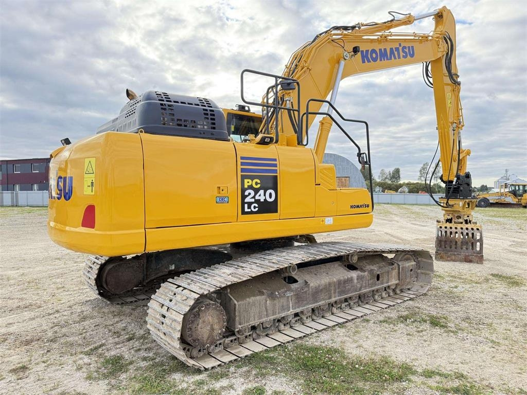 Komatsu PC 240 LC-11  - Crawler excavator: picture 5 Komatsu PC 240 LC-11  - Crawler excavator: picture 5