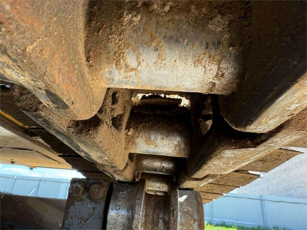Crawler excavator Komatsu PC 290 LC-8: picture 9
