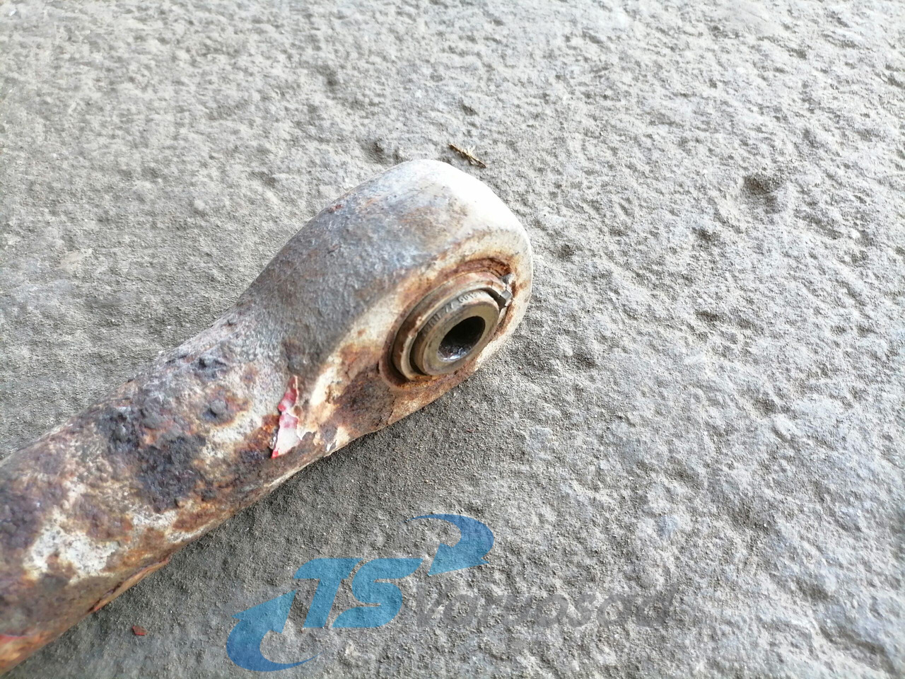 MAN Anti-roll bar 81437156074 - Anti-roll bar for Truck: picture 2 MAN Anti-roll bar 81437156074 - Anti-roll bar for Truck: picture 2