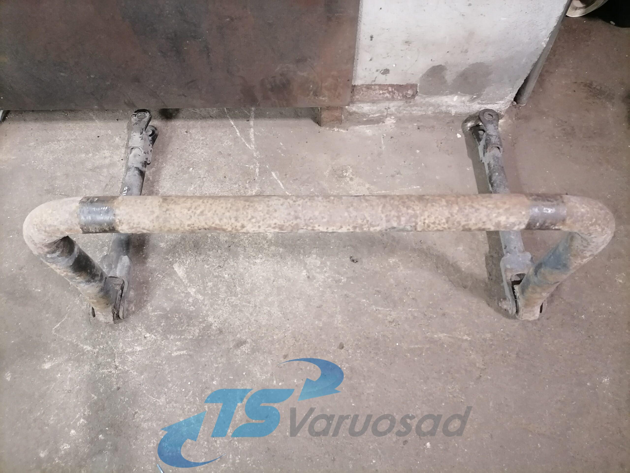 MAN Anti-roll bar 81437156116 - Anti-roll bar for Truck: picture 1 MAN Anti-roll bar 81437156116 - Anti-roll bar for Truck: picture 1