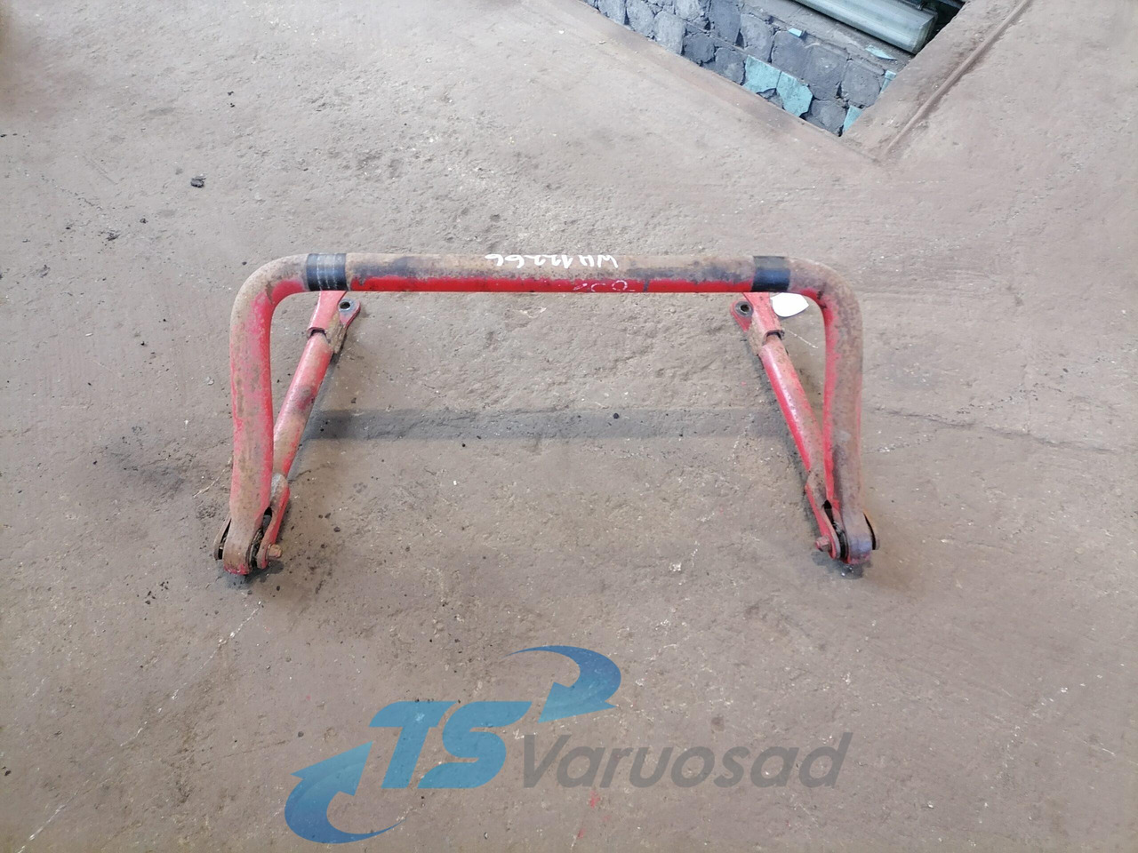 MAN Anti-roll bar 81437156116 - Anti-roll bar for Truck: picture 1 MAN Anti-roll bar 81437156116 - Anti-roll bar for Truck: picture 1
