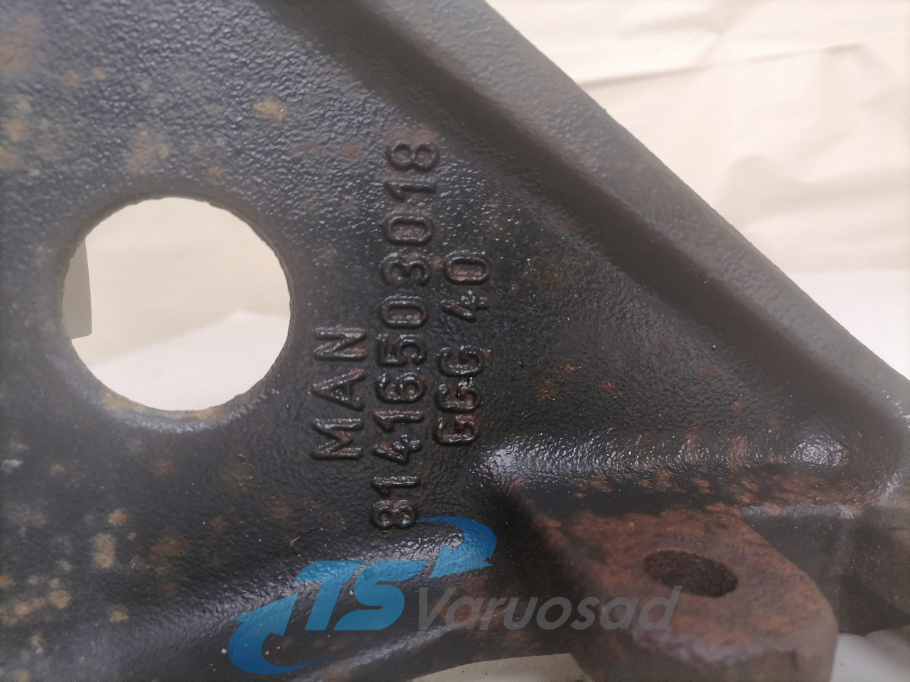 MAN Bummmmper bracket 81416503018 - Bumper for Truck: picture 3 MAN Bummmmper bracket 81416503018 - Bumper for Truck: picture 3