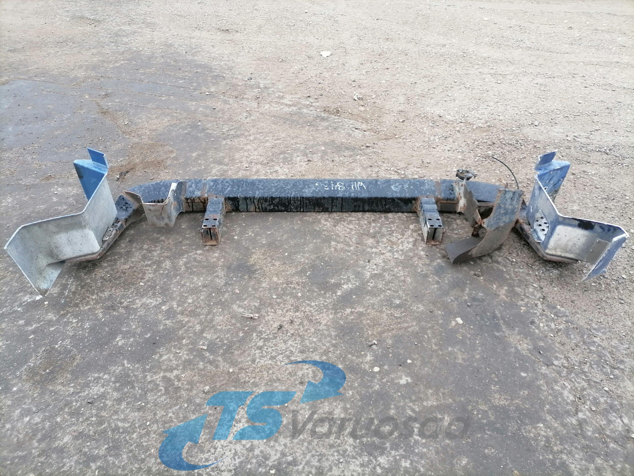 MAN Bumper 81416505009 - Bumper for Truck: picture 2 MAN Bumper 81416505009 - Bumper for Truck: picture 2