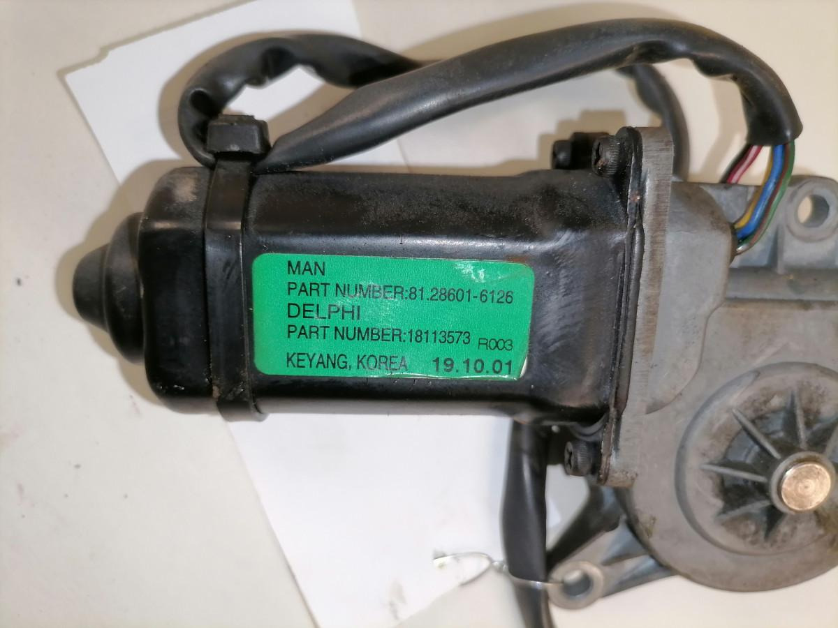 MAN Glass lift 81286016126 - Window and parts for Truck: picture 4 MAN Glass lift 81286016126 - Window and parts for Truck: picture 4