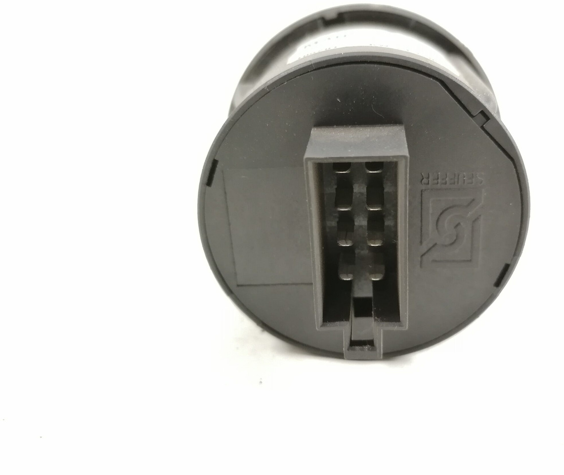 MAN Lüliti, esituled 81255250193 - Cab for Truck: picture 3 MAN Lüliti, esituled 81255250193 - Cab for Truck: picture 3