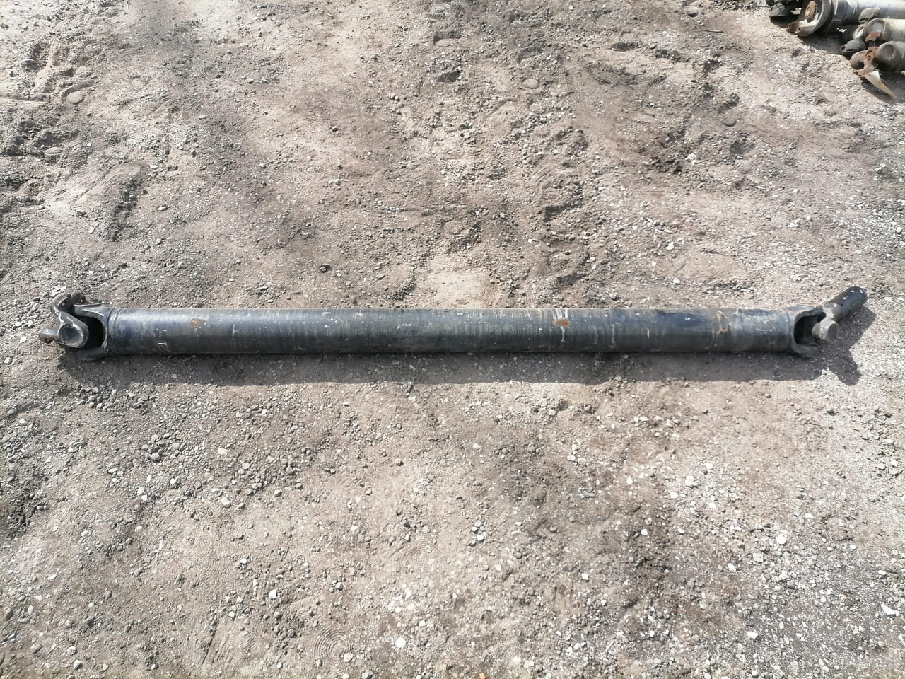 MAN Propeller shaft 81393326219 - Propeller shaft for Truck: picture 2 MAN Propeller shaft 81393326219 - Propeller shaft for Truck: picture 2