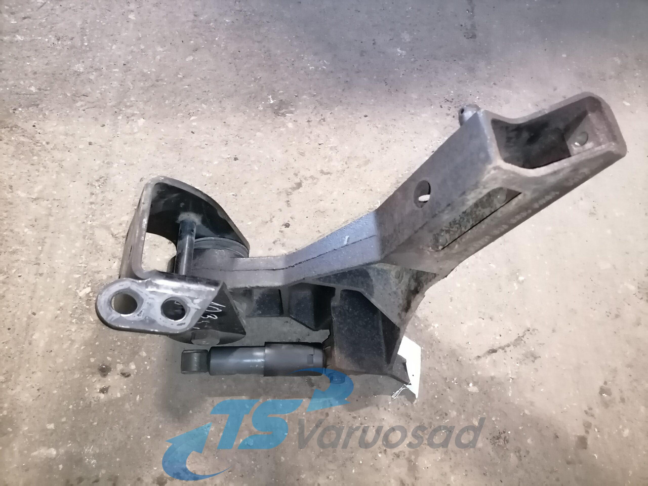 Mercedes-Benz Cab carrier A9428906283 - Cab suspension for Truck: picture 2 Mercedes-Benz Cab carrier A9428906283 - Cab suspension for Truck: picture 2