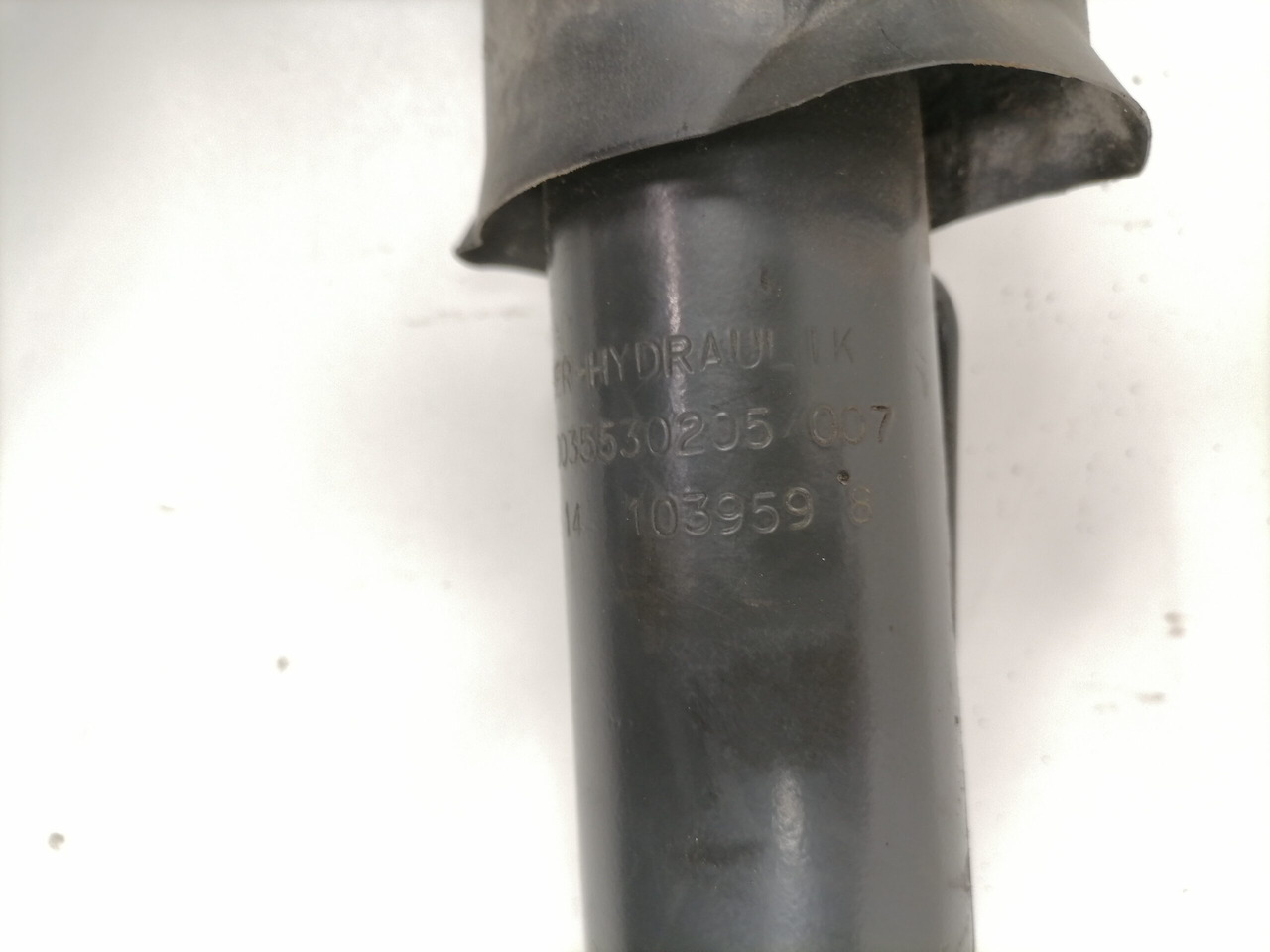 Mercedes-Benz Cab tilting cylinder 0035530205 - Cab suspension for Truck: picture 5 Mercedes-Benz Cab tilting cylinder 0035530205 - Cab suspension for Truck: picture 5