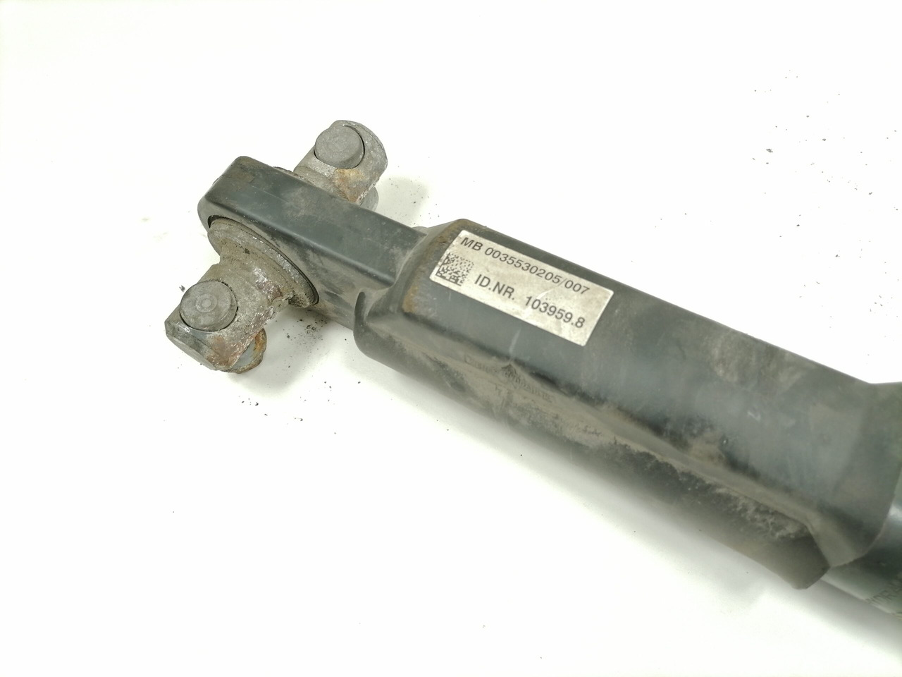 Mercedes-Benz Cab tilting cylinder 0035530205 - Cab suspension for Truck: picture 3 Mercedes-Benz Cab tilting cylinder 0035530205 - Cab suspension for Truck: picture 3