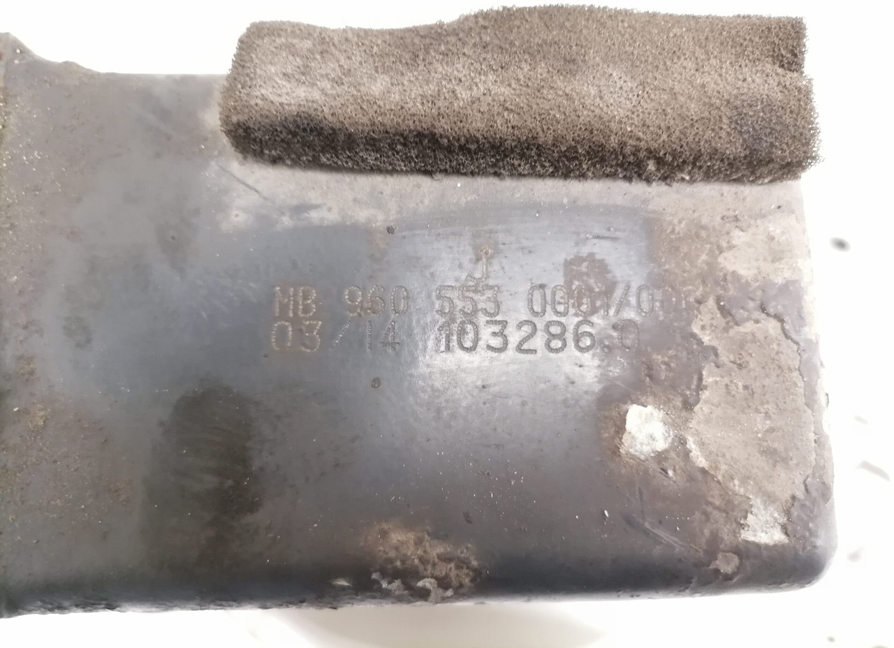 Mercedes-Benz Cab tilting pump A9605530001 - Cab suspension for Truck: picture 5 Mercedes-Benz Cab tilting pump A9605530001 - Cab suspension for Truck: picture 5