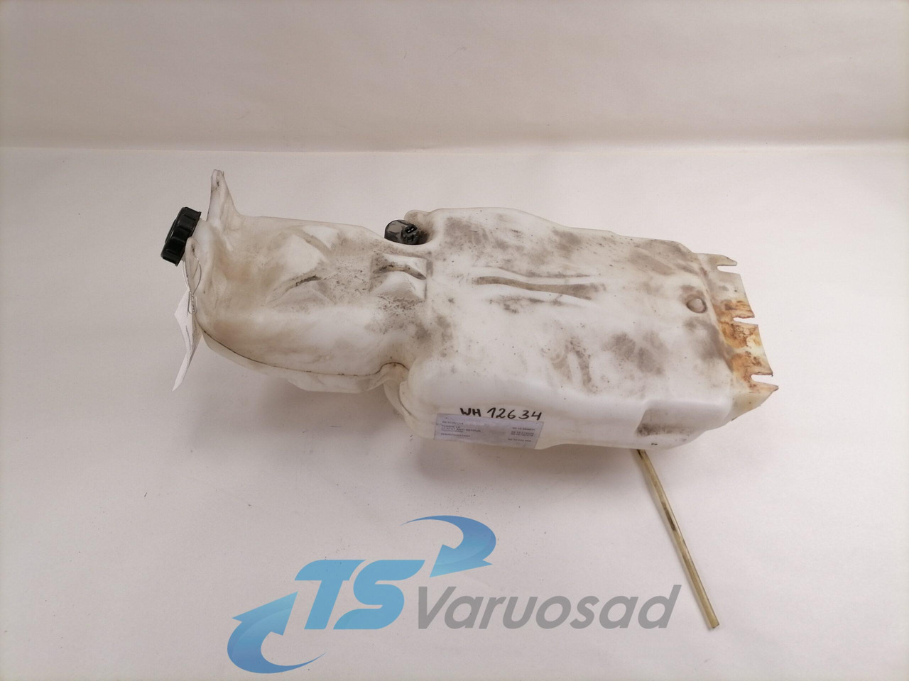 Renault Windscreen washer fluid tank 5010544976 - Wiper for Truck: picture 1 Renault Windscreen washer fluid tank 5010544976 - Wiper for Truck: picture 1