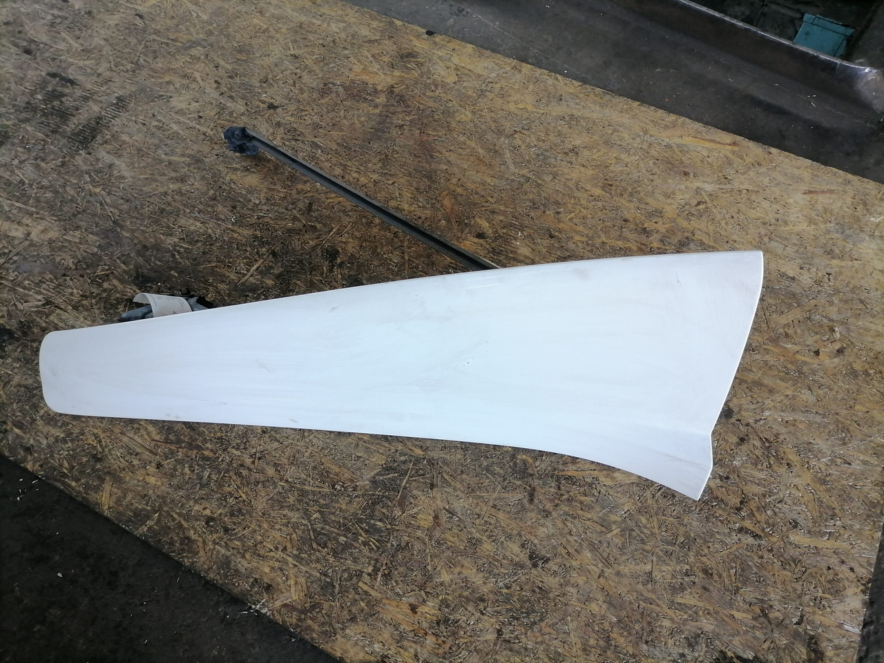 Scania Air deflector 1348513 - Aerodynamics/ Spoiler for Truck: picture 2 Scania Air deflector 1348513 - Aerodynamics/ Spoiler for Truck: picture 2