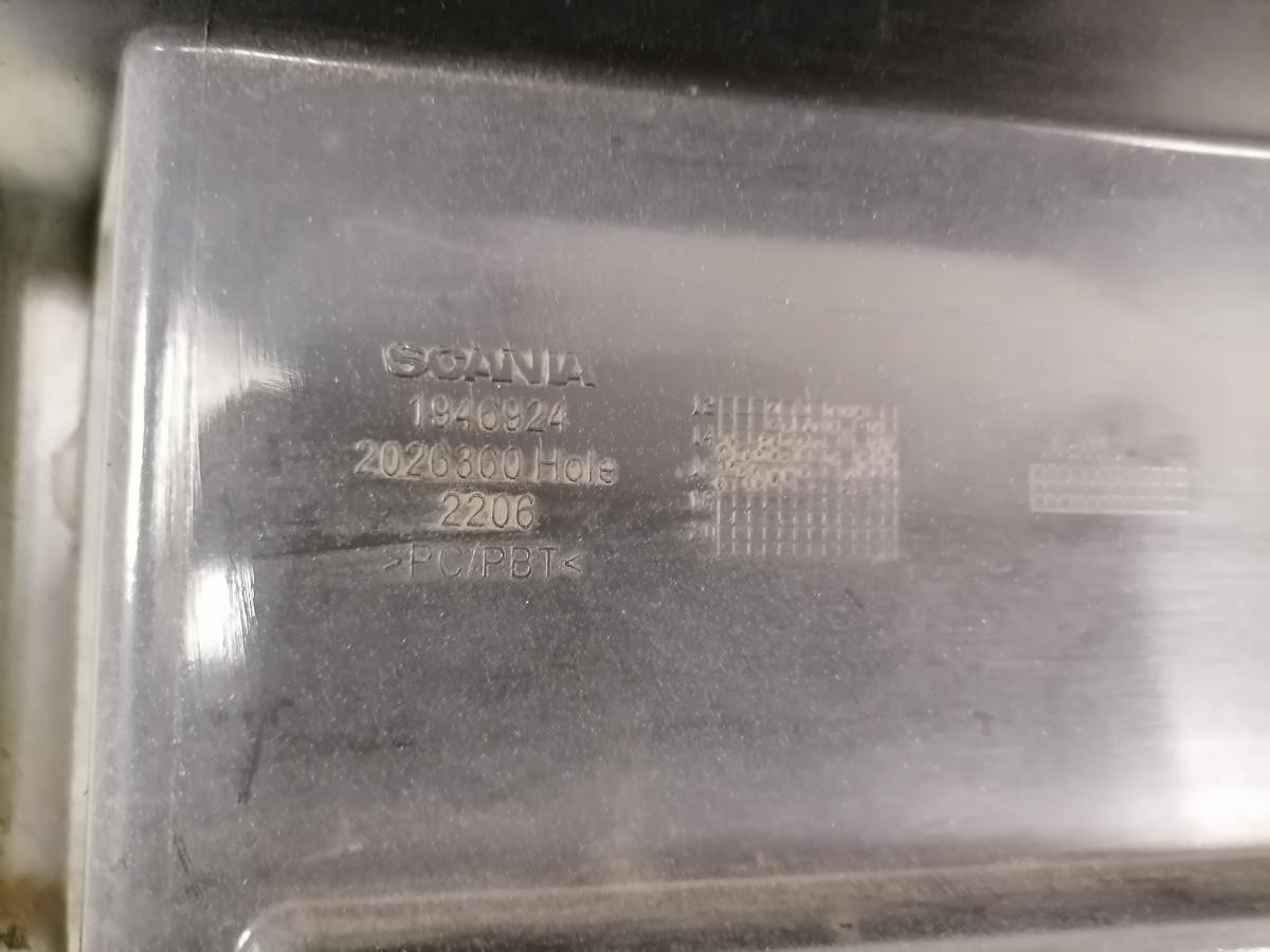 Scania Astmelaua plastik kate, keskmine parem 1946924 - Footstep for Truck: picture 5 Scania Astmelaua plastik kate, keskmine parem 1946924 - Footstep for Truck: picture 5
