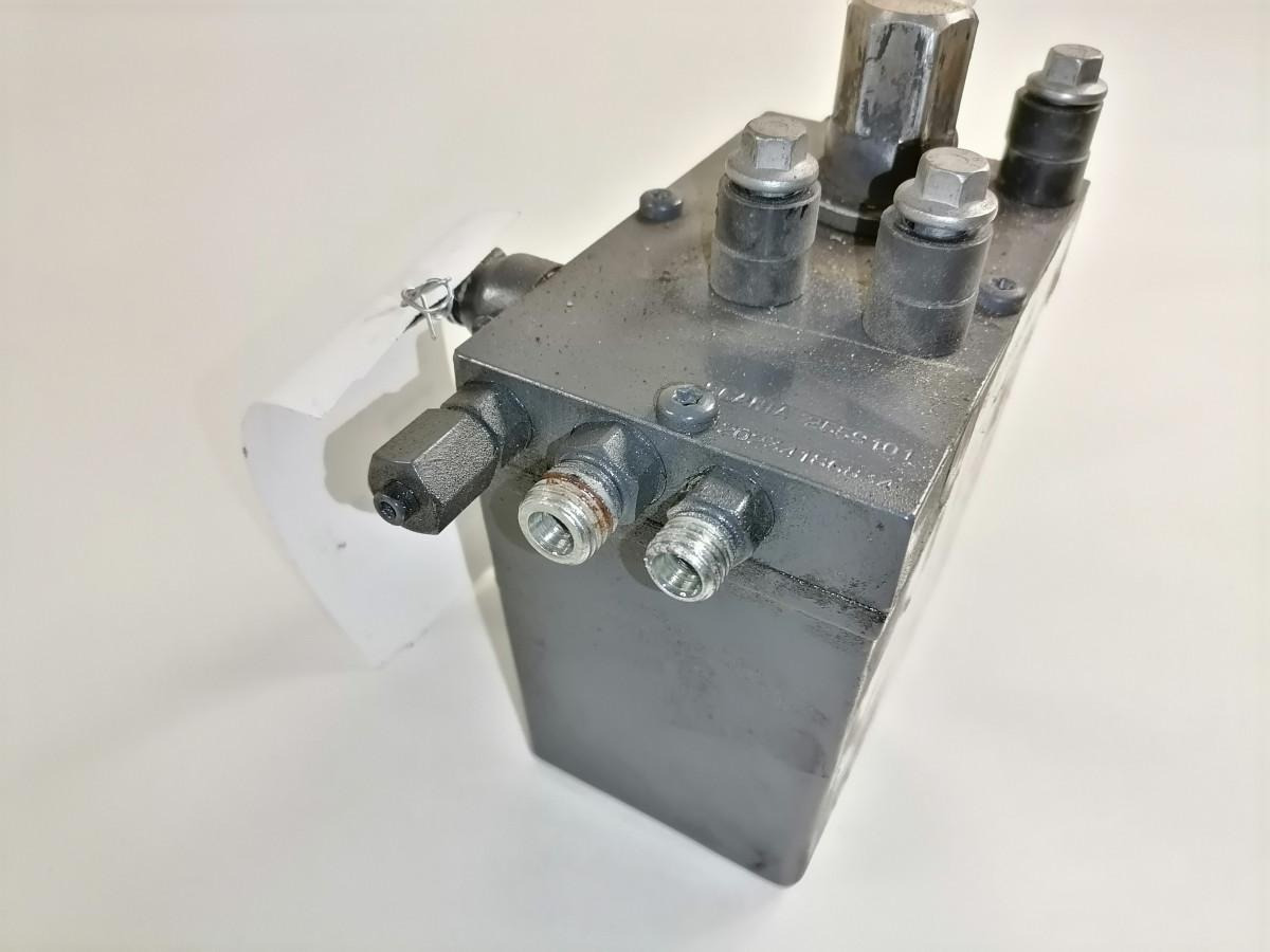 Scania Cab tilting pump 2559101 - Cab suspension for Truck: picture 5 Scania Cab tilting pump 2559101 - Cab suspension for Truck: picture 5