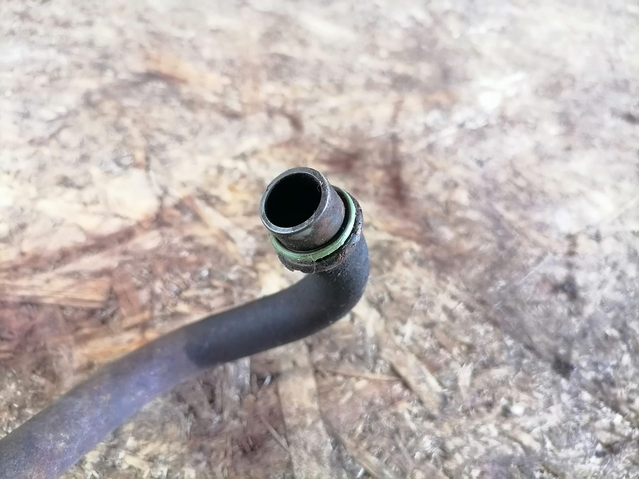 Scania Compressor air pipe 1801078 - Air brake compressor for Truck: picture 4 Scania Compressor air pipe 1801078 - Air brake compressor for Truck: picture 4