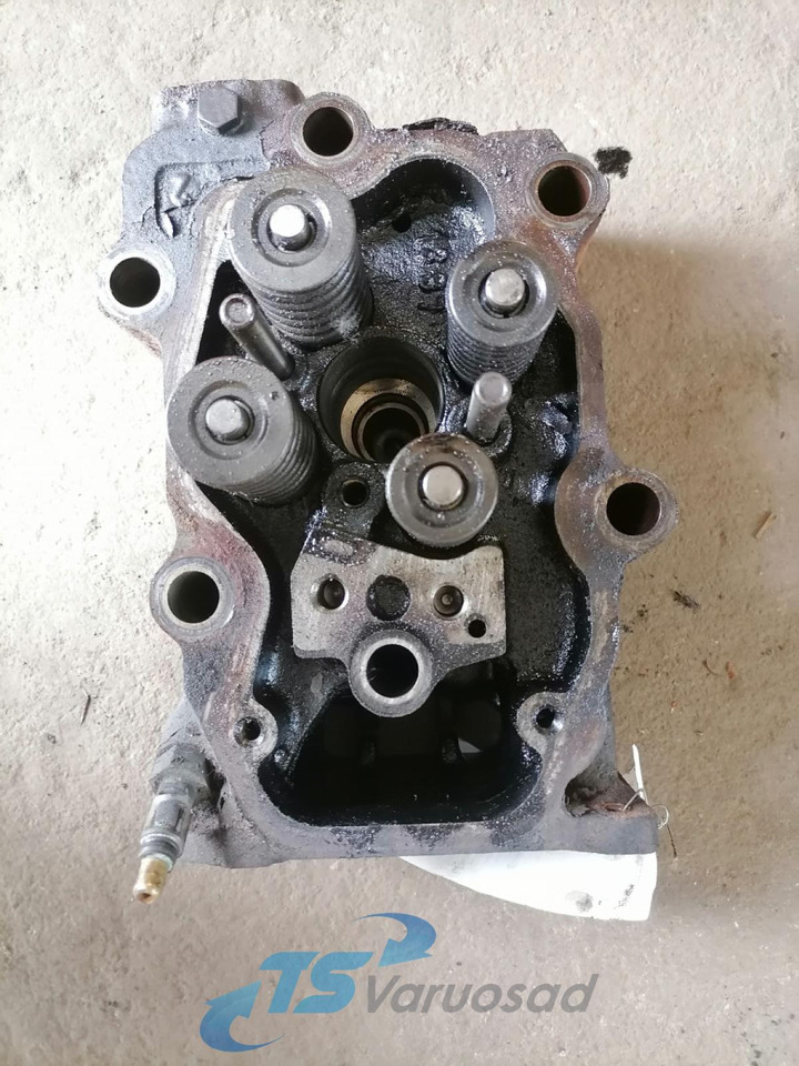 Scania Cylinder head 1750995 - Cylinder head for Truck: picture 2 Scania Cylinder head 1750995 - Cylinder head for Truck: picture 2