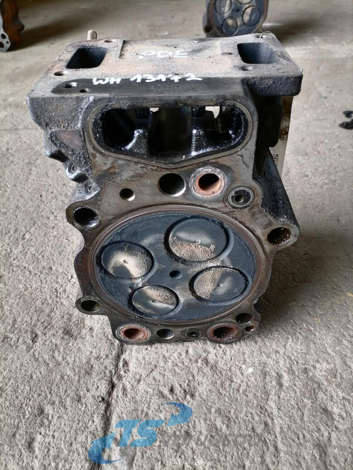 Scania Cylinder head 1750995 - Cylinder head for Truck: picture 4 Scania Cylinder head 1750995 - Cylinder head for Truck: picture 4