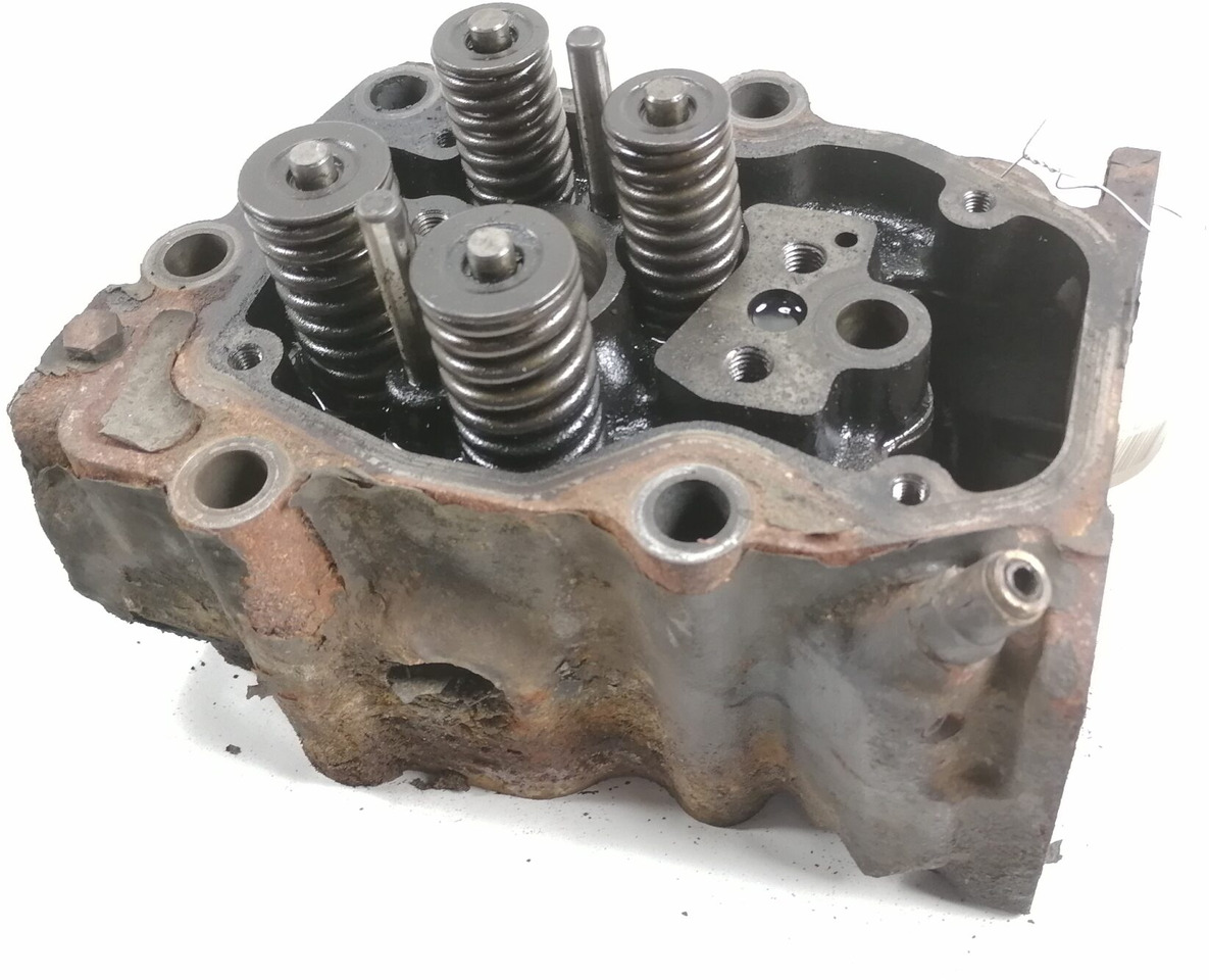Scania Cylinder head, HPI 1804716 - Cylinder head for Truck: picture 1 Scania Cylinder head, HPI 1804716 - Cylinder head for Truck: picture 1