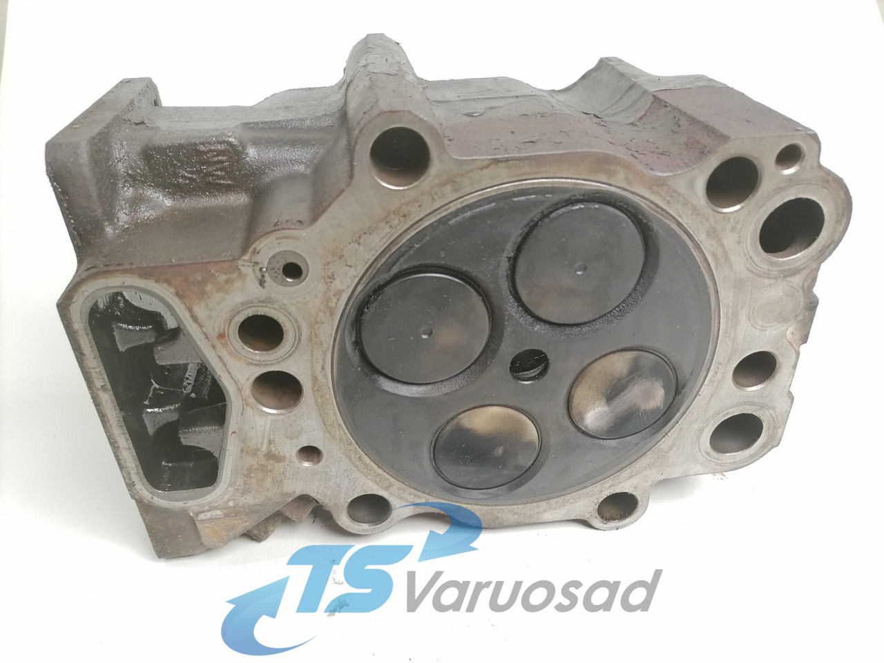 Scania Cylinder head, HPI 1924437 - Cylinder head for Truck: picture 5 Scania Cylinder head, HPI 1924437 - Cylinder head for Truck: picture 5