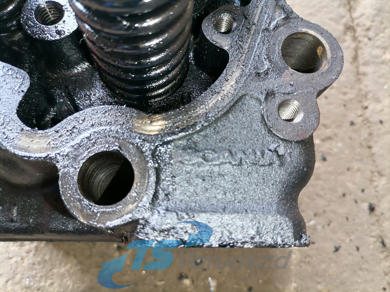 Scania Cylinder head, XPI 1921303 - Cylinder head for Truck: picture 4 Scania Cylinder head, XPI 1921303 - Cylinder head for Truck: picture 4