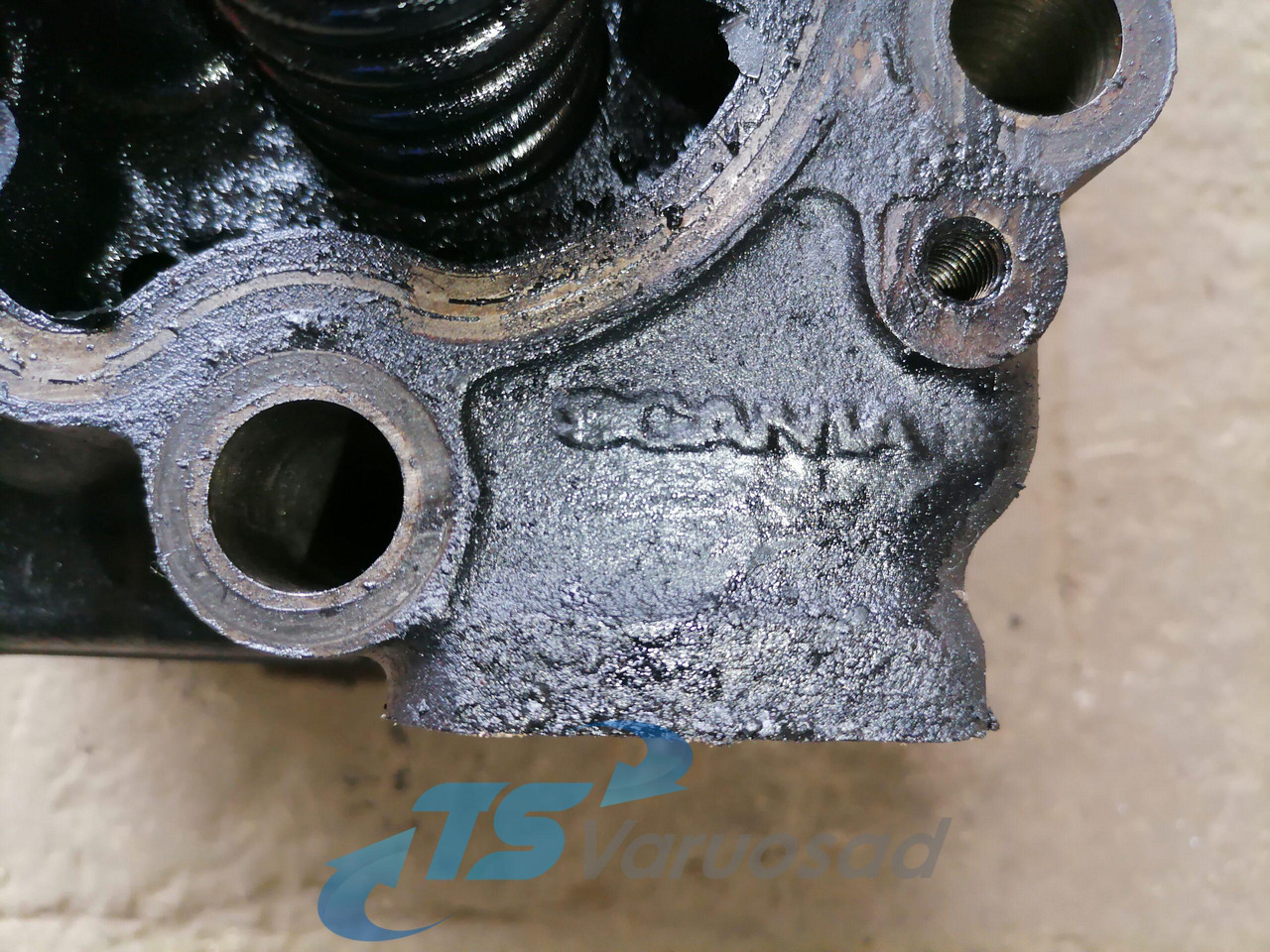 Scania Cylinder head, XPI 1921303 - Cylinder head for Truck: picture 4 Scania Cylinder head, XPI 1921303 - Cylinder head for Truck: picture 4