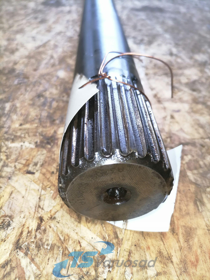 Scania Drive shaft 1761195 - Drive shaft for Truck: picture 3 Scania Drive shaft 1761195 - Drive shaft for Truck: picture 3