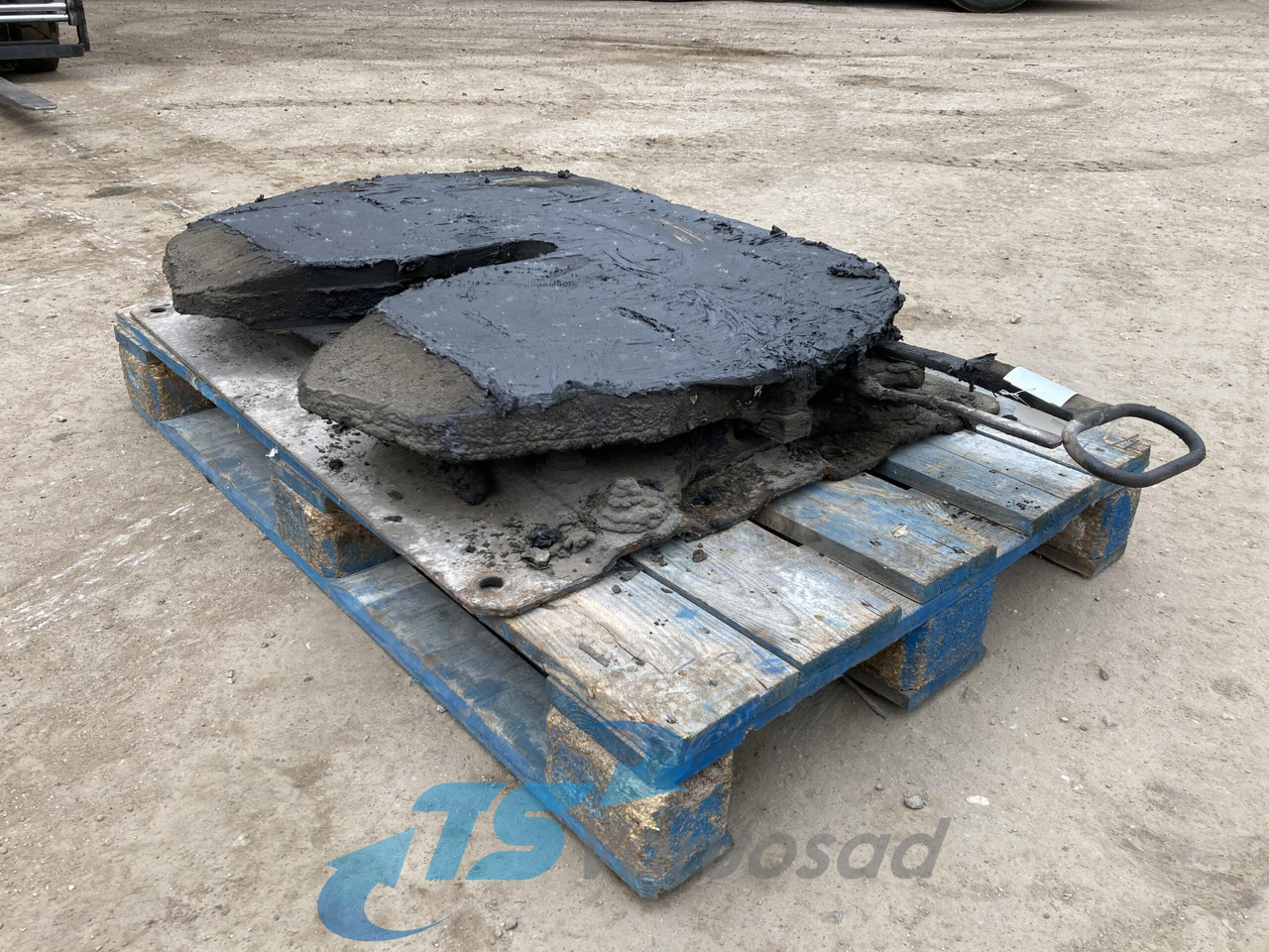 Scania Fifht wheel 1739070 - Fifth wheel coupling for Truck: picture 3 Scania Fifht wheel 1739070 - Fifth wheel coupling for Truck: picture 3