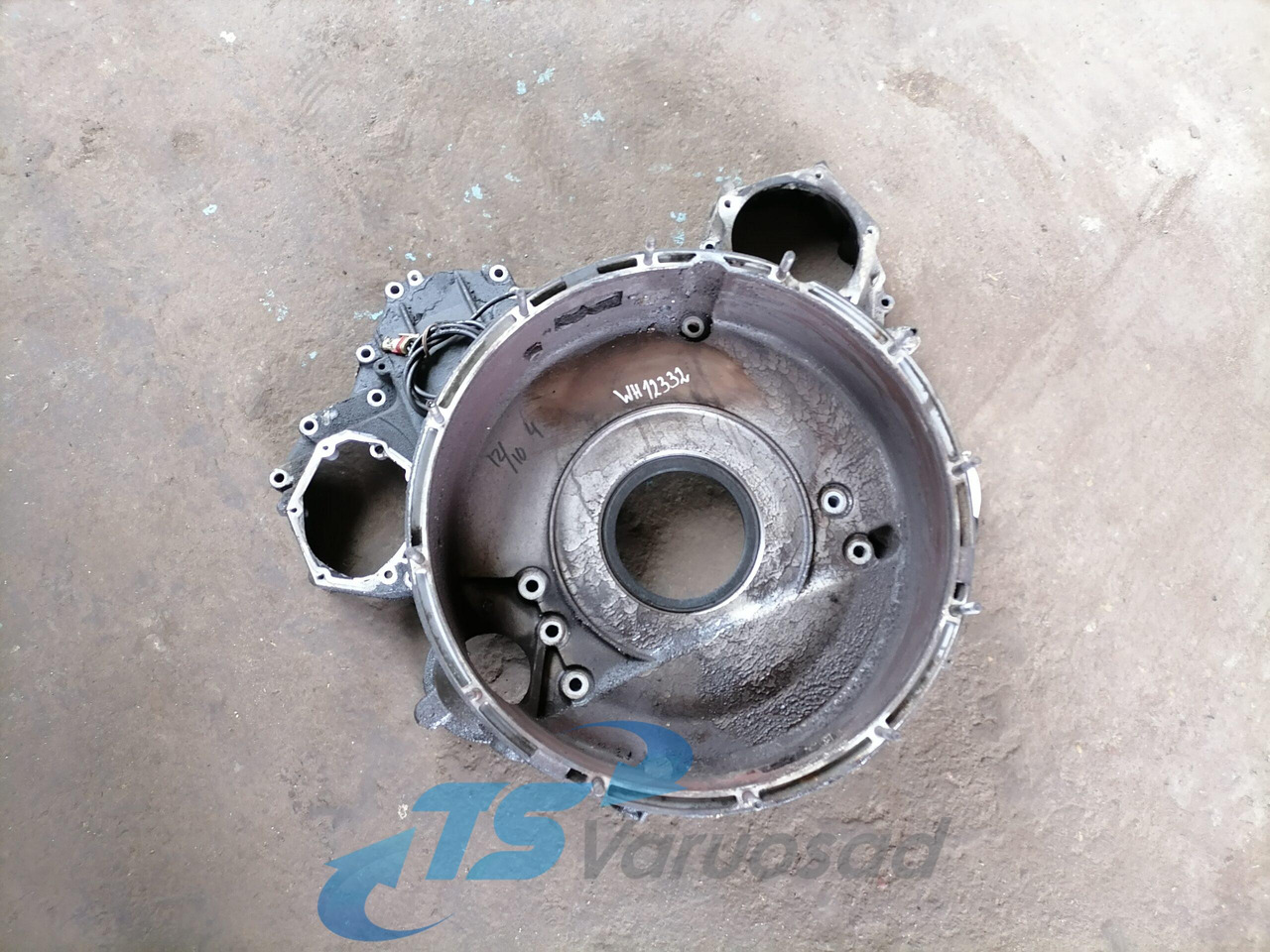 Scania Flywheel housing 1793662 - Flywheel for Truck: picture 1 Scania Flywheel housing 1793662 - Flywheel for Truck: picture 1
