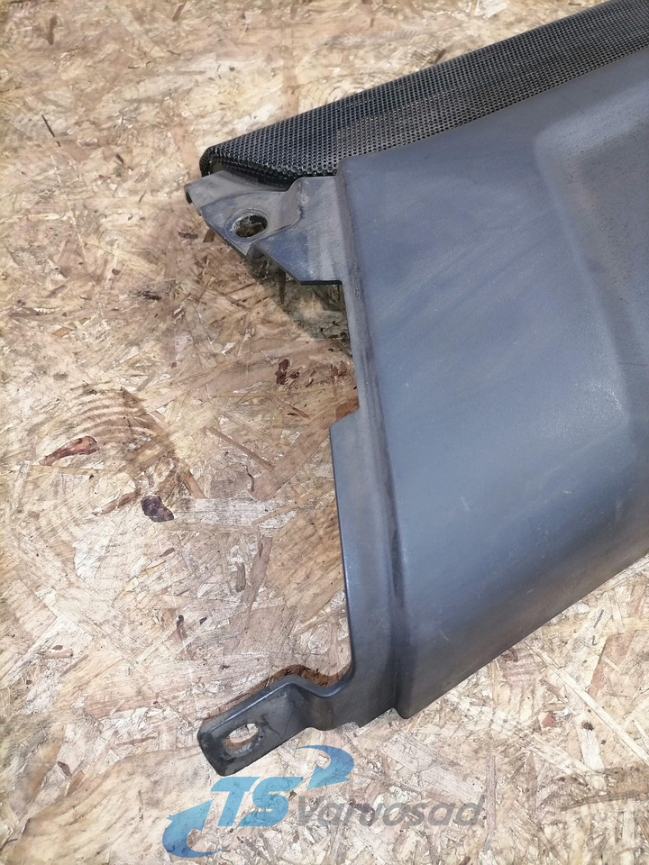 Scania Front bumper cover plastic 1865181 - Aerodynamics/ Spoiler for Truck: picture 3 Scania Front bumper cover plastic 1865181 - Aerodynamics/ Spoiler for Truck: picture 3