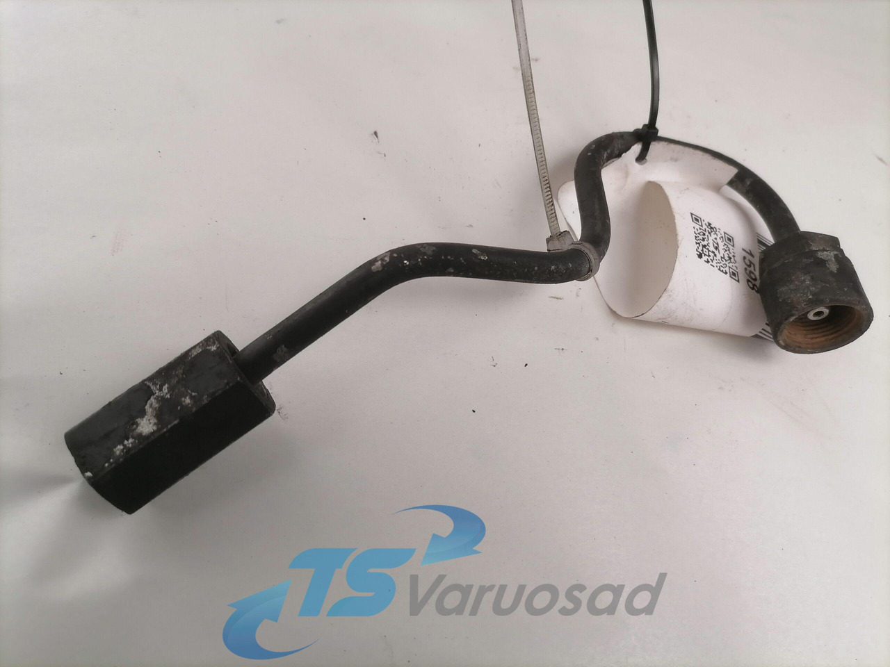 Scania Fuel pipe 1860539 - Fuel processing/ Fuel delivery for Truck: picture 1 Scania Fuel pipe 1860539 - Fuel processing/ Fuel delivery for Truck: picture 1