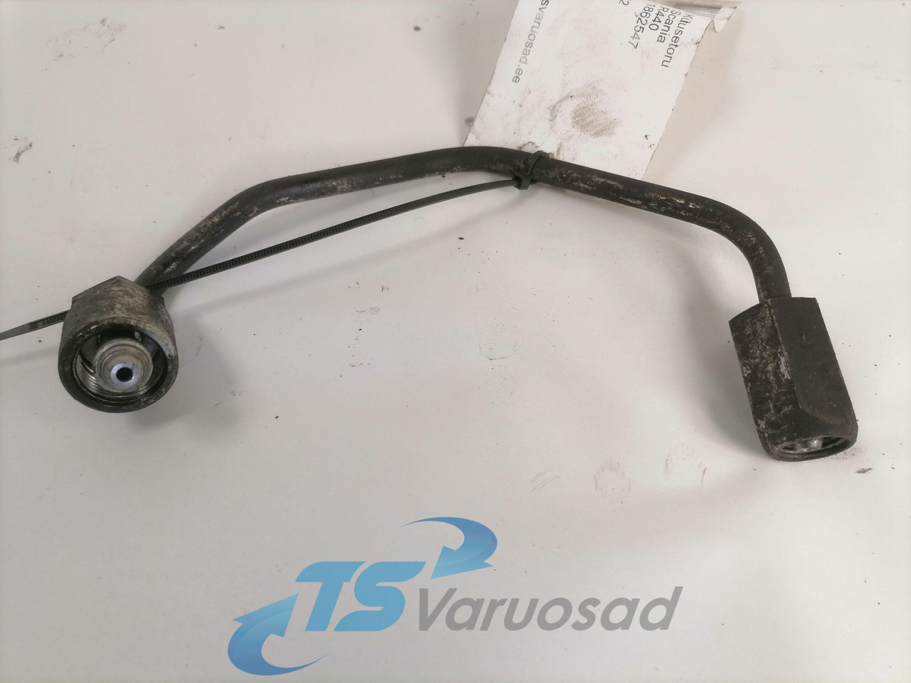 Scania Fuel pipe 1862547 - Fuel processing/ Fuel delivery for Truck: picture 1 Scania Fuel pipe 1862547 - Fuel processing/ Fuel delivery for Truck: picture 1