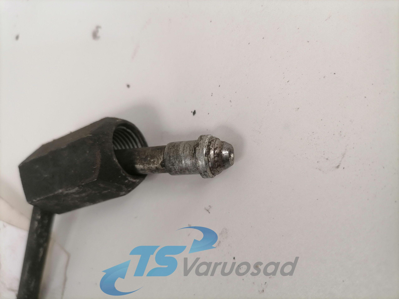 Scania Fuel pipe 1862547 - Fuel processing/ Fuel delivery for Truck: picture 2 Scania Fuel pipe 1862547 - Fuel processing/ Fuel delivery for Truck: picture 2