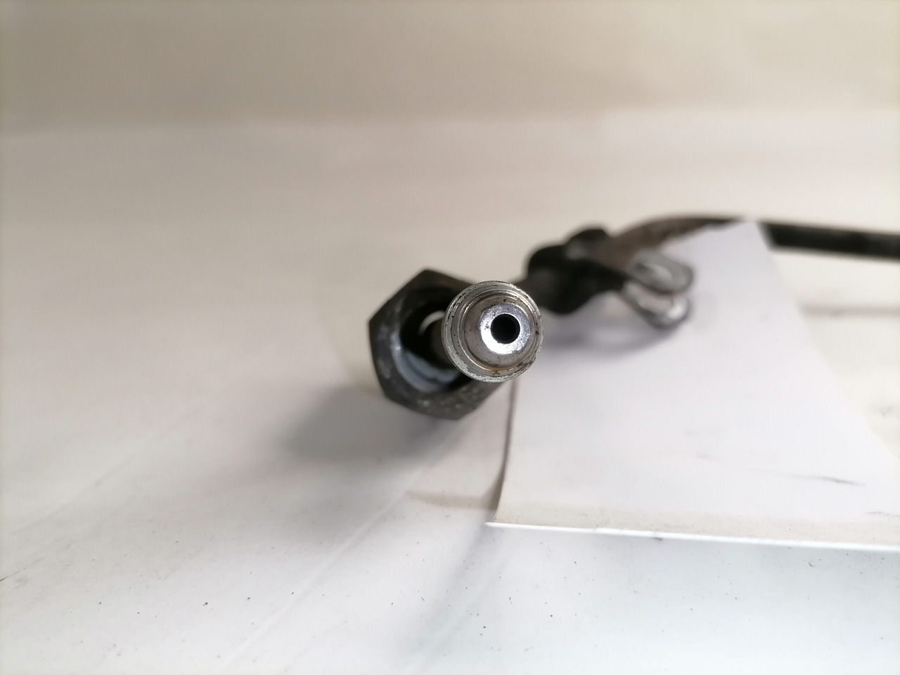 Scania Fuel pipe 1862547 - Fuel processing/ Fuel delivery for Truck: picture 2 Scania Fuel pipe 1862547 - Fuel processing/ Fuel delivery for Truck: picture 2