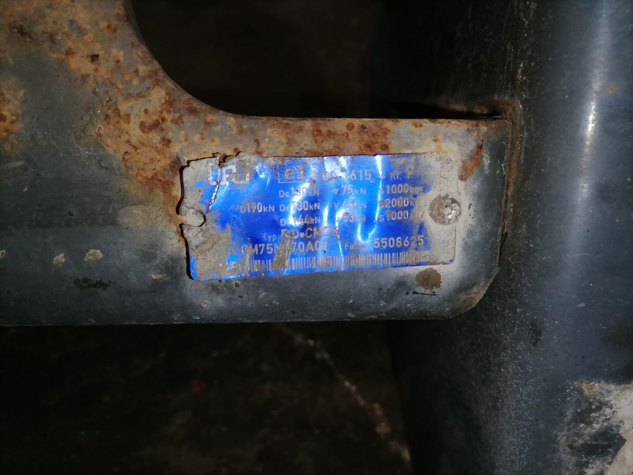 Scania Haakeseadme kinnitusraam CM75N770A01 - Fifth wheel coupling for Truck: picture 5 Scania Haakeseadme kinnitusraam CM75N770A01 - Fifth wheel coupling for Truck: picture 5