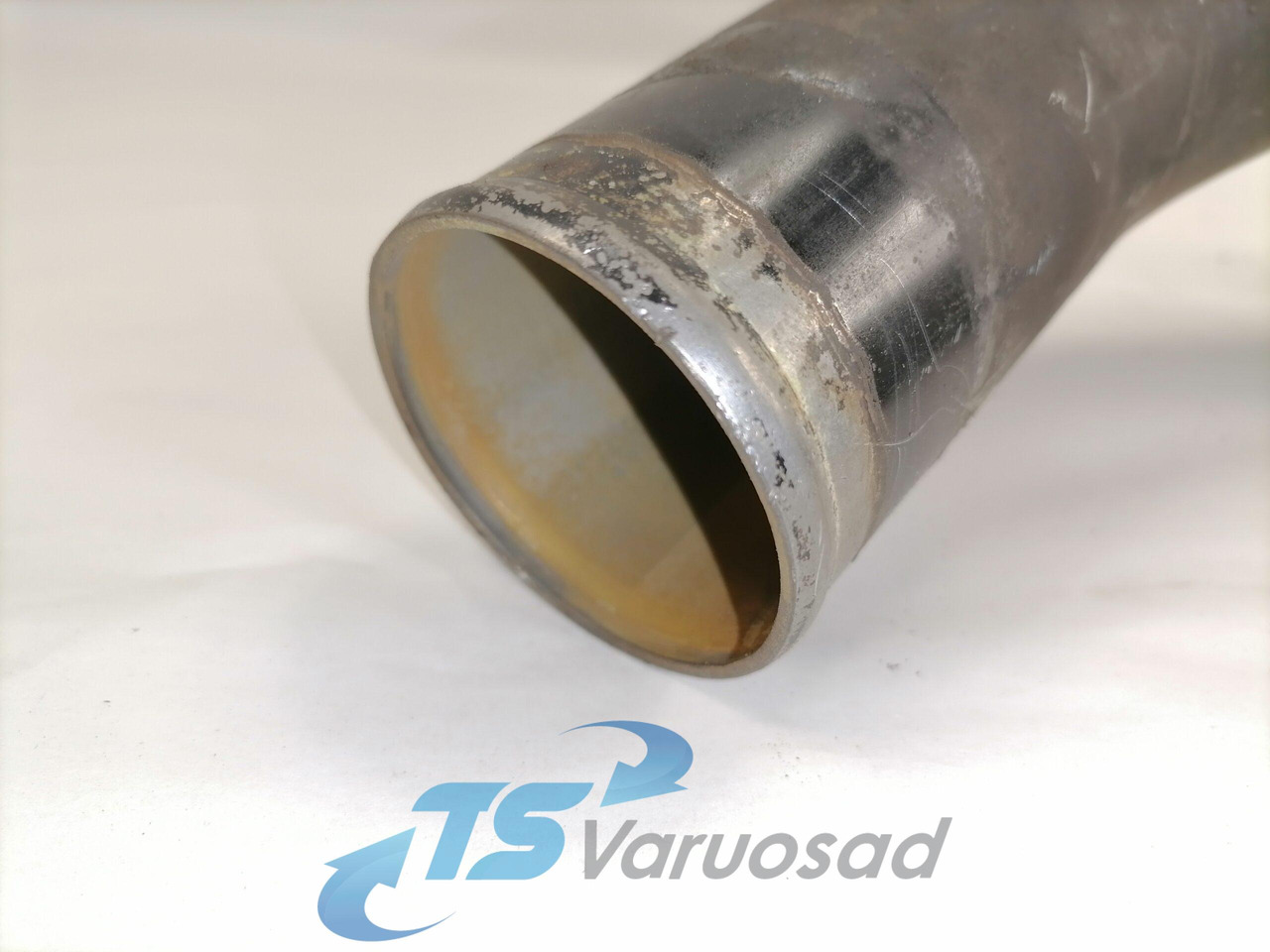 Scania Jahutusvedeliku toru, retarder 1779400 - Cooling system for Truck: picture 3 Scania Jahutusvedeliku toru, retarder 1779400 - Cooling system for Truck: picture 3