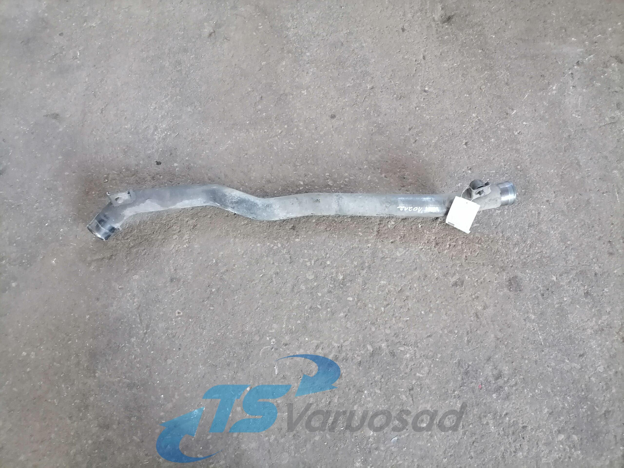 Scania Jahutusvedeliku toru, retarder 1897307 - Cooling system for Truck: picture 1 Scania Jahutusvedeliku toru, retarder 1897307 - Cooling system for Truck: picture 1