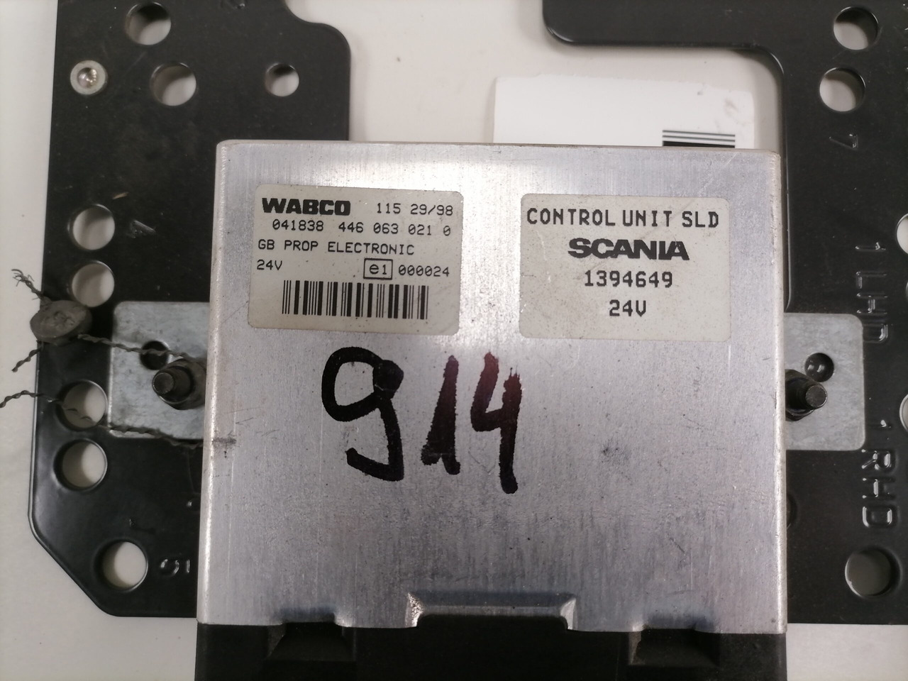 Scania Juhtplokk, kiirusepiiraja 1394649 - ECU for Truck: picture 4 Scania Juhtplokk, kiirusepiiraja 1394649 - ECU for Truck: picture 4